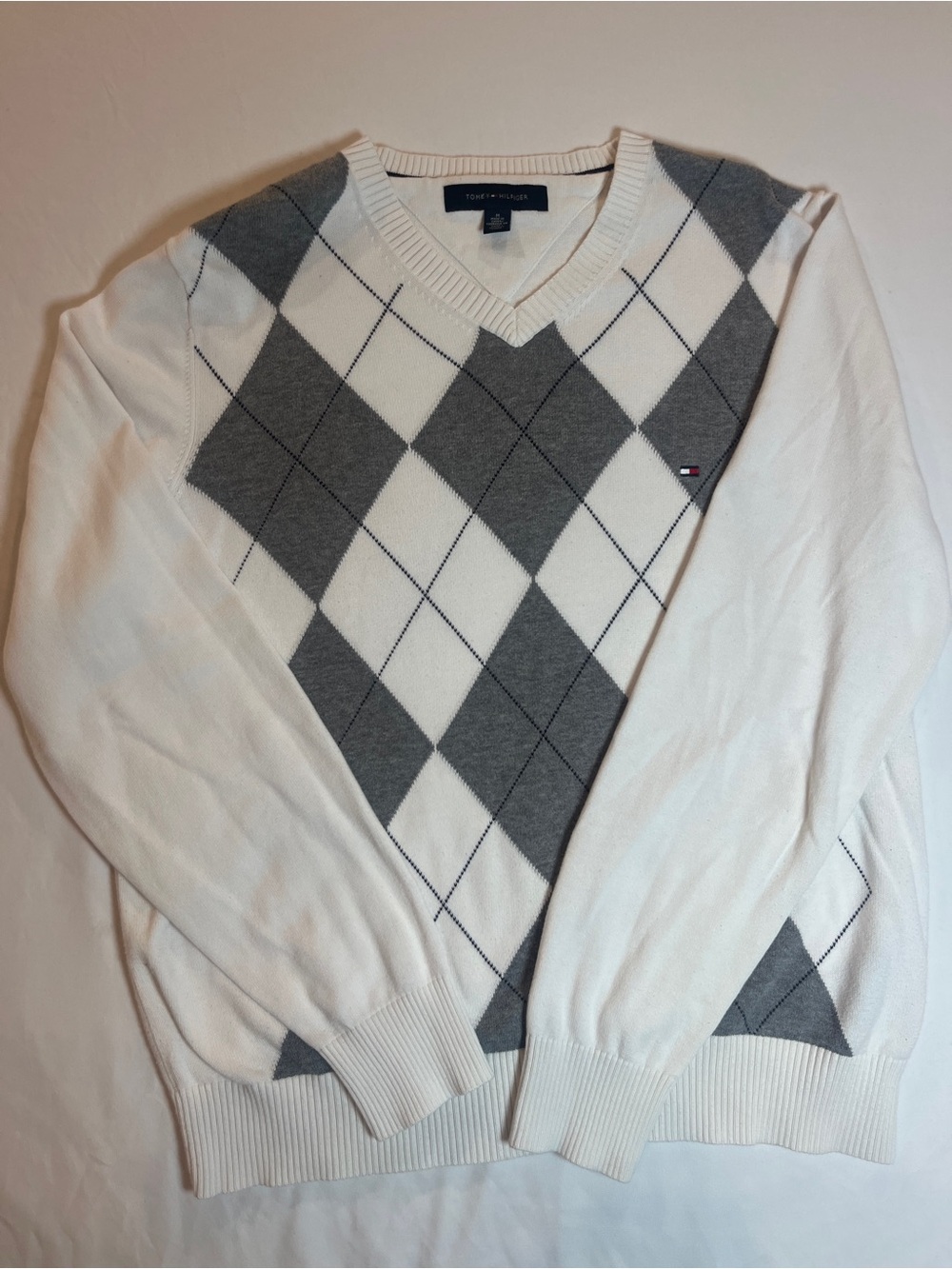 Vintage Tommy Hilfiger Men’s White & Gray Argyle V-Neck Sweater Size Medium